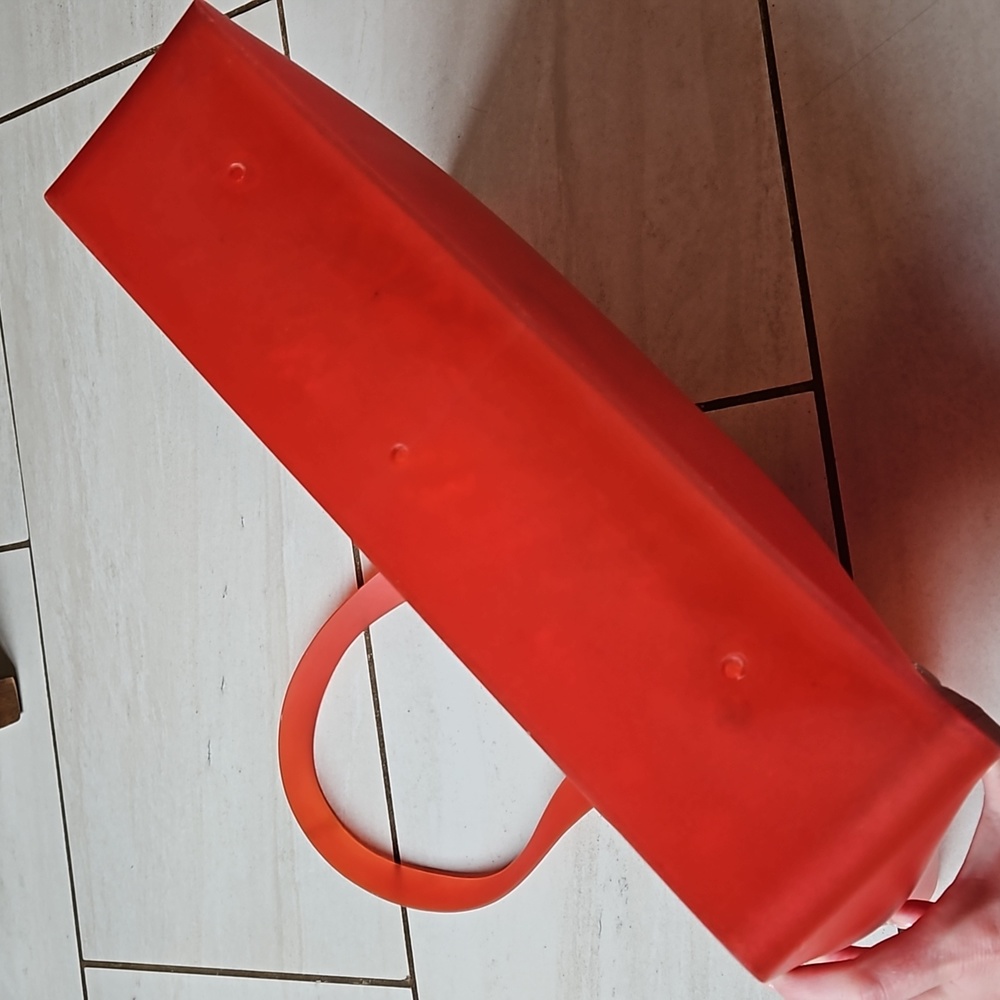 ❌️SOLD❌️ CHANEL XL Logo Jelly Tote Bag Red EUC❣️ - Picture 5 of 10